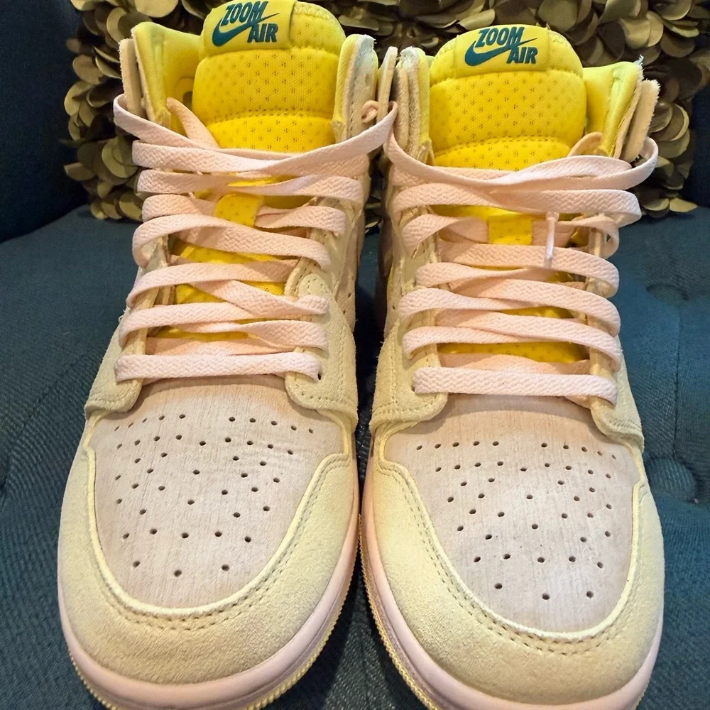 Nike Women’s Air Jordan 1 High Zoom Comfort 2 ‘Cintron Tint’ - Picture 7 of 10